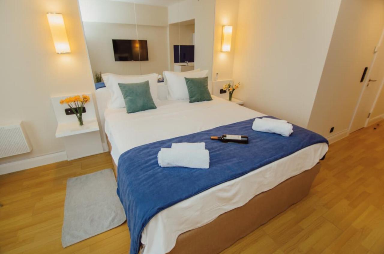 Sea Side Aparthotel In Orbi Complex Батуми Екстериор снимка