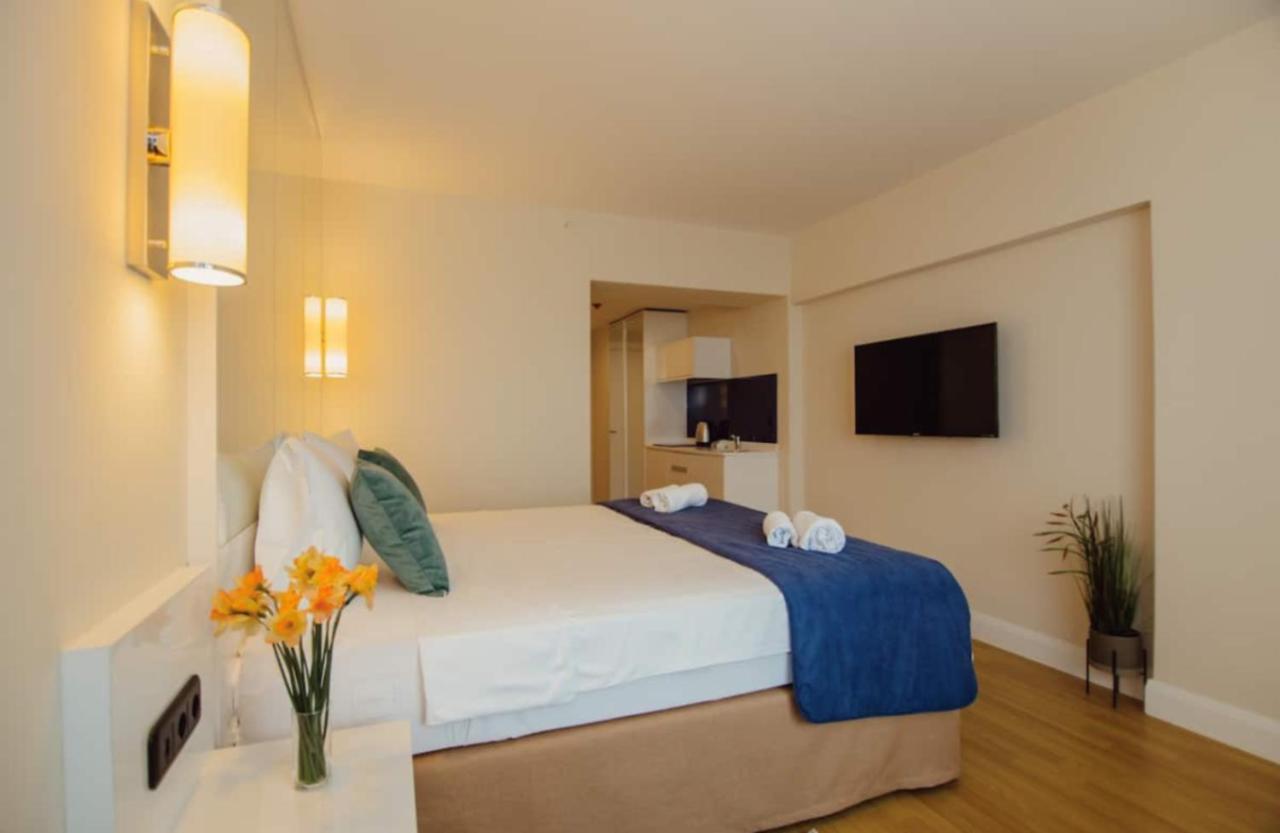 Sea Side Aparthotel In Orbi Complex Батуми Екстериор снимка