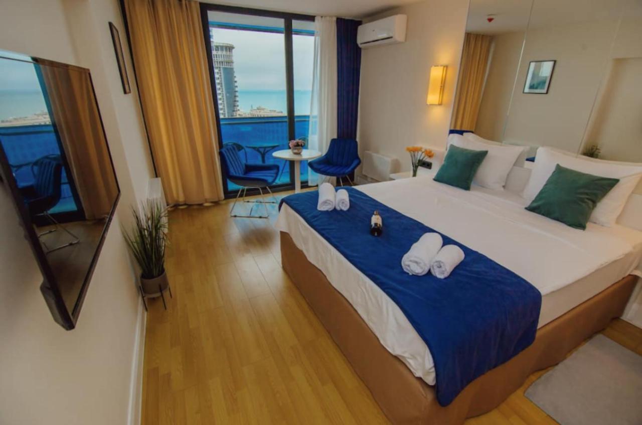 Sea Side Aparthotel In Orbi Complex Батуми Екстериор снимка