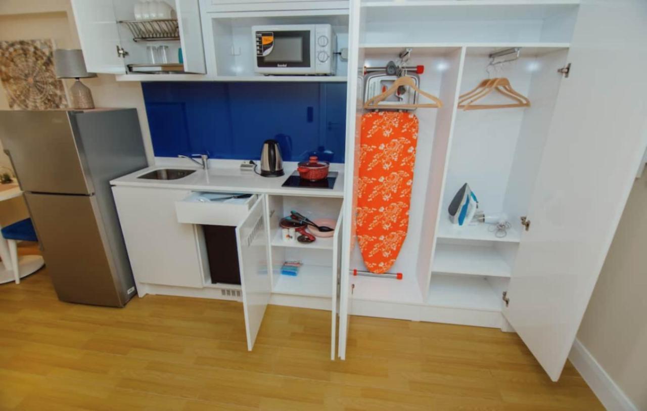 Sea Side Aparthotel In Orbi Complex Батуми Екстериор снимка