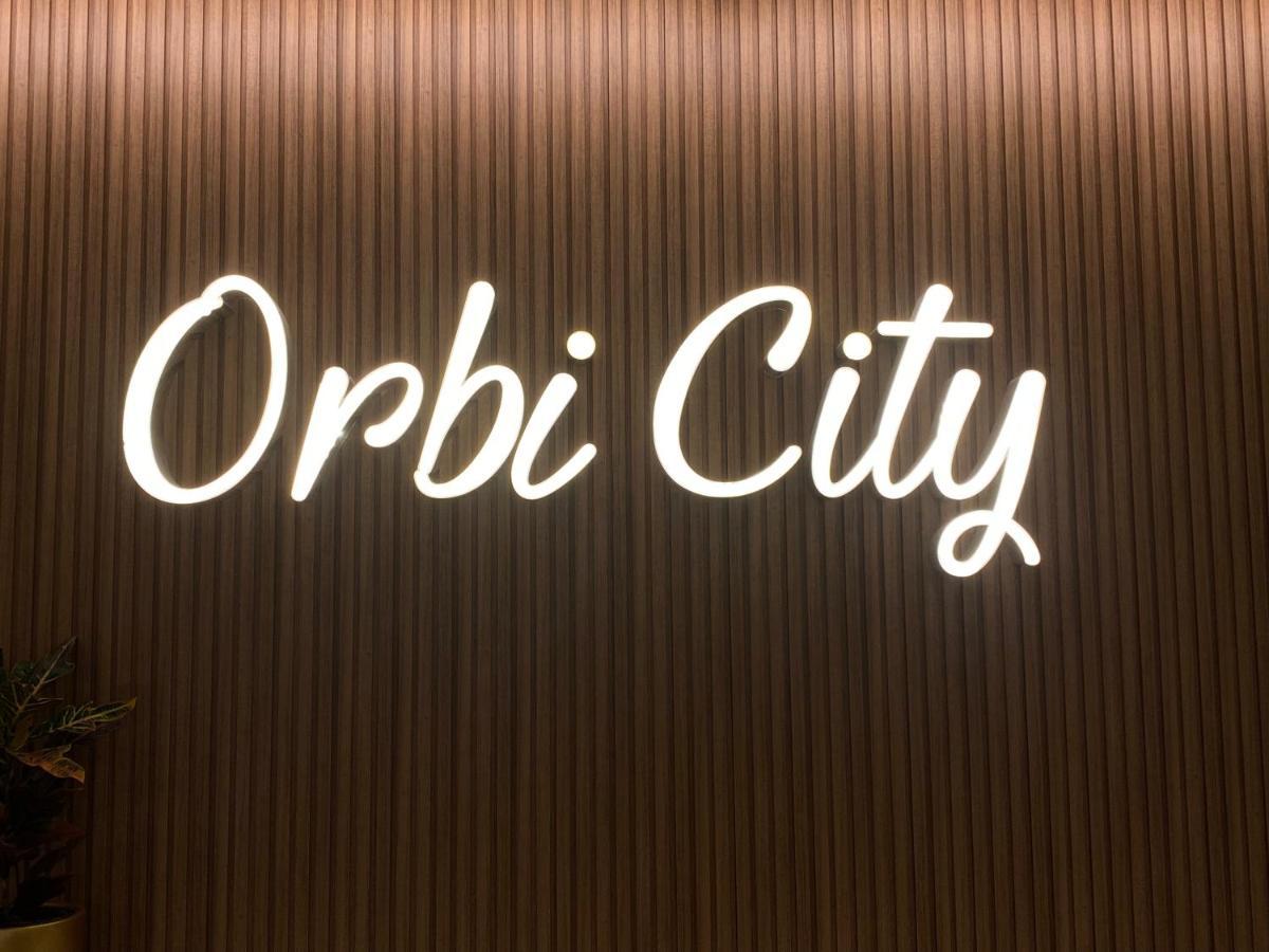 Sea Side Aparthotel In Orbi Complex Батуми Екстериор снимка